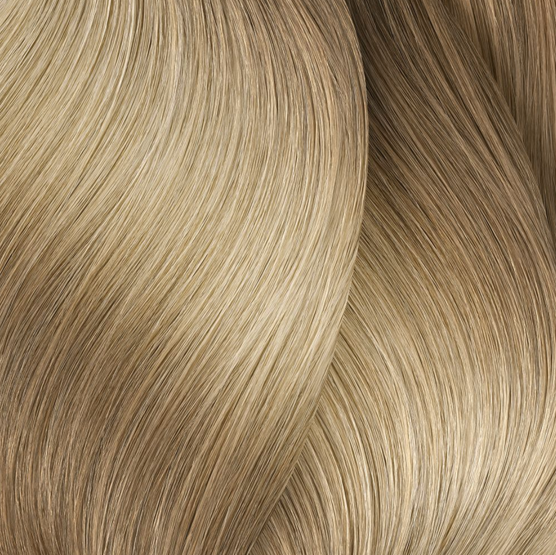 a close up of a blonde colored hair