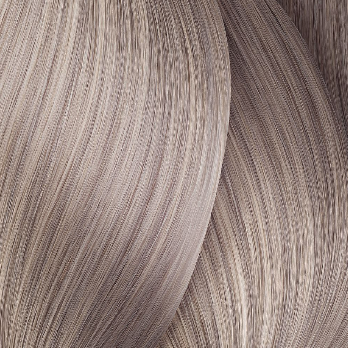 a close up of a blonde hair texture
