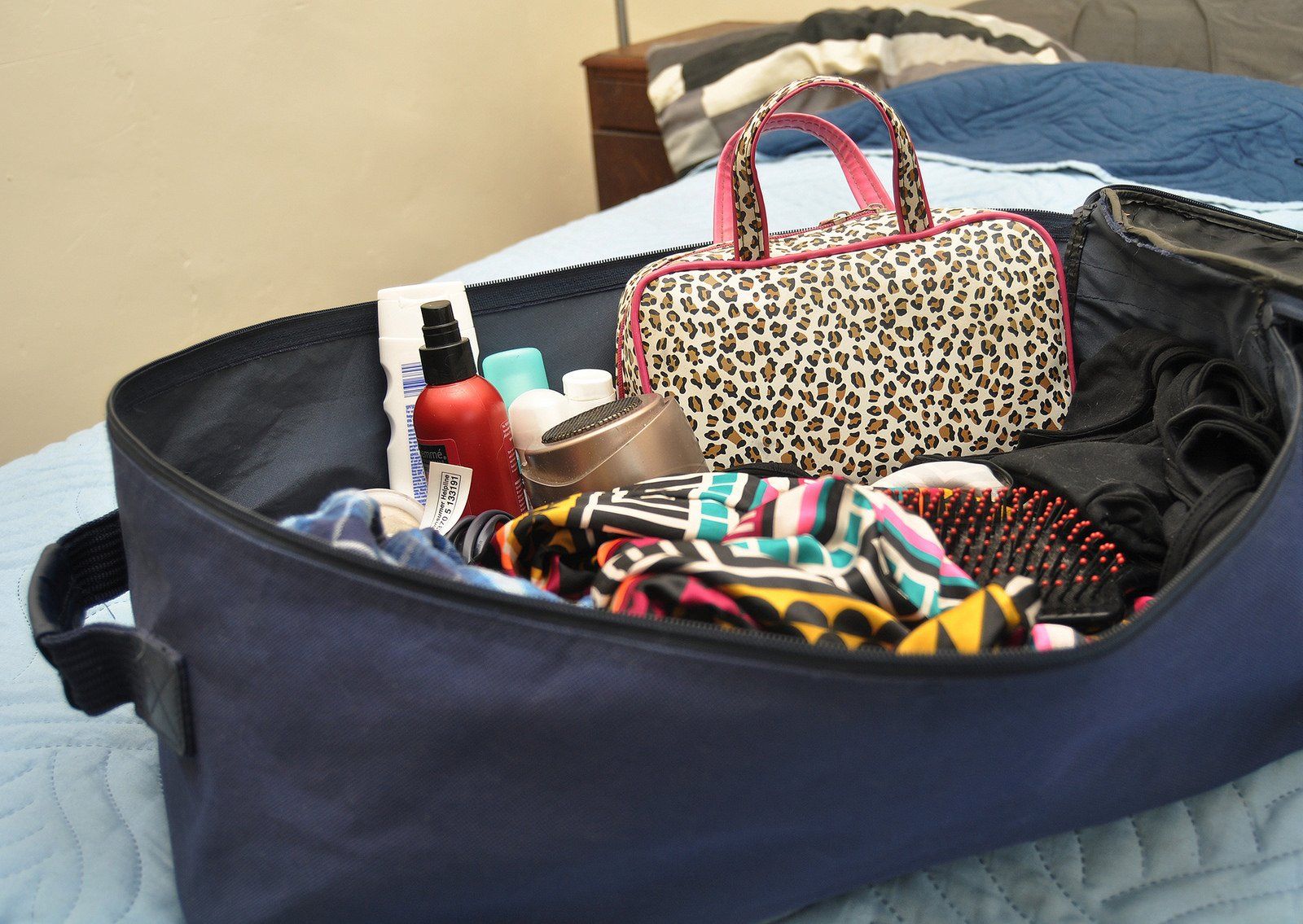4 things you need in your summer holiday toiletries bag - Beauty Hair Products Ltd
