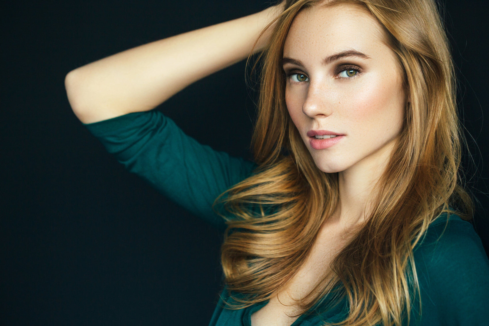 5 benefits of steaming your hair at home - Beauty Hair Products Ltd