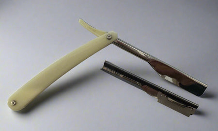 Cut Throat Razor White showing Blade
